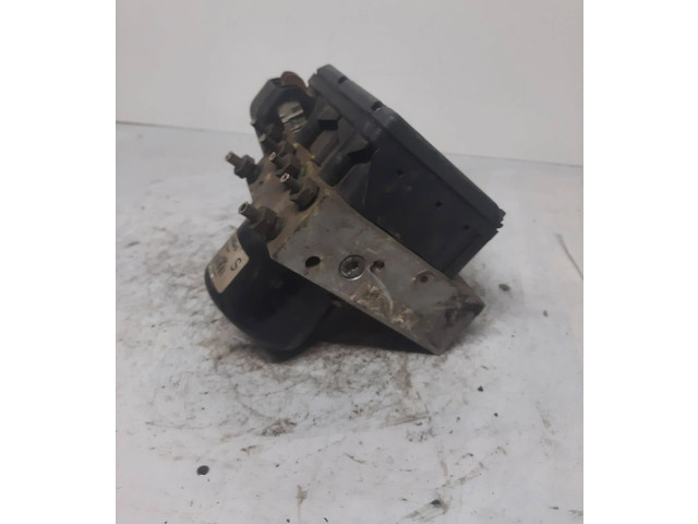 Блок АБС 9496945, 112301   Volvo  V70  2000 - 2004 года