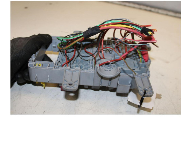 Pojistková skříňka Alfa Romeo Stelvio 2016