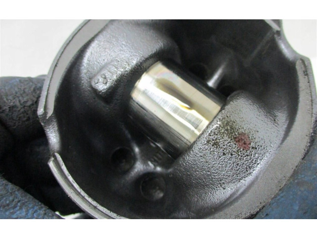 Поршень Land Rover Discovery Sport