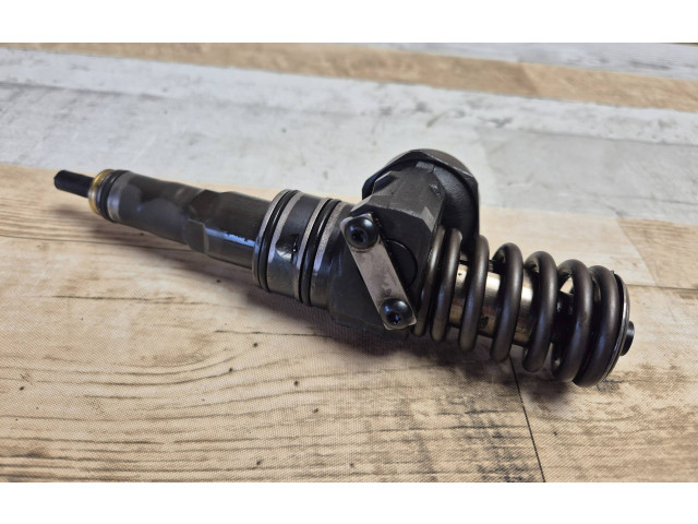 Форсунка 038130073AR, 038130073    Audi A6 S6 C5 4B   