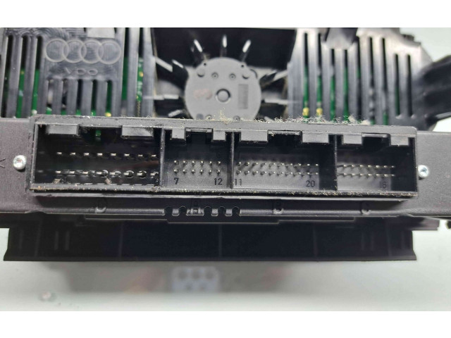 Блок управления климат-контролем 8P0820043AG   Audi A3 S3 A3 Sportback 8P