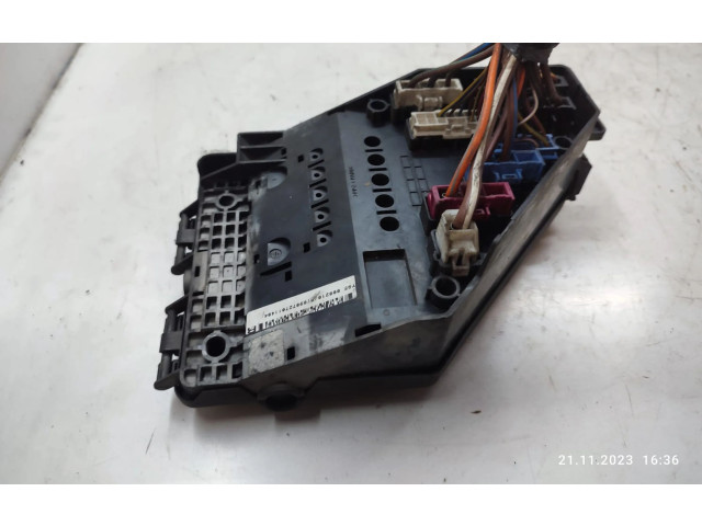 Блок предохранителей 000210 Rover 75