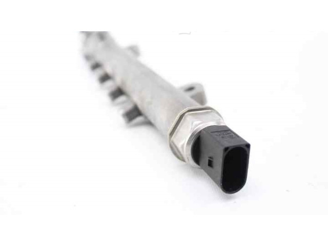 Vstřikovací lišta A6510700495 Mercedes-Benz C W204