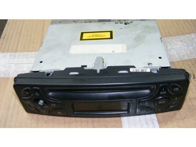 Радио/ проигрыватель CD/DVD / навигация