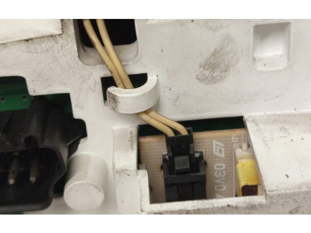 Přístrojová deska Chrysler Grand Voyager IV 2004 TN1575205381, R826AF