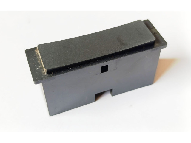 Панель приборов    Audi A6 S6 C4 4A       