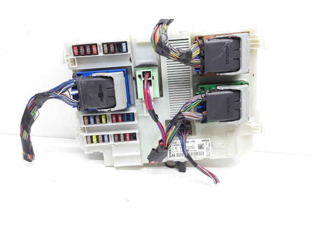 Блок предохранителей 31343337, CG9T14C256FA   Volvo V70    