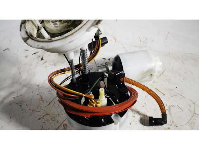 Насос топлива (в топливном баке)