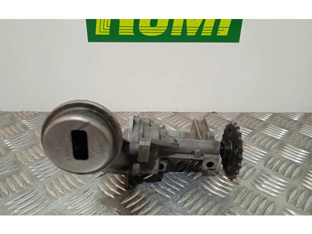 Масляный насос   7700600532  Nissan Micra 