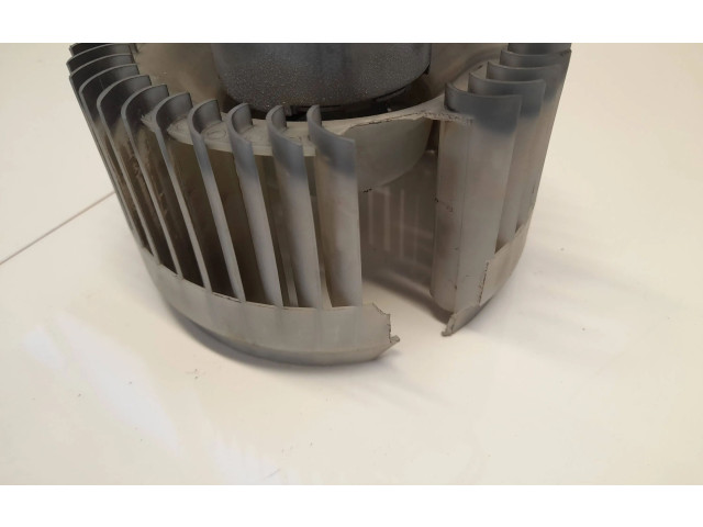 Вентилятор печки       Volvo XC90