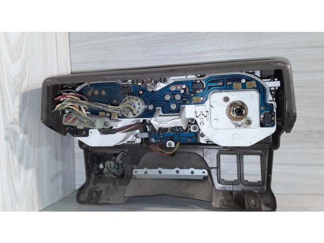 Панель приборов MB386538, 206990 Mitsubishi Pajero