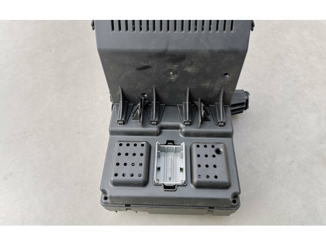 Zámek zadních dveří 30682981 Volvo V70 2006