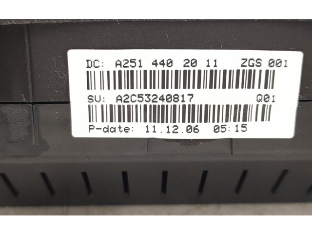 Přístrojová deska Mercedes-Benz ML W164 2008 2514402011, 2519006000