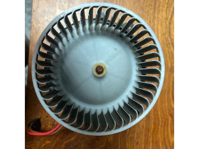 Вентилятор печки    V7771001, W204LL2   Mercedes-Benz E W212