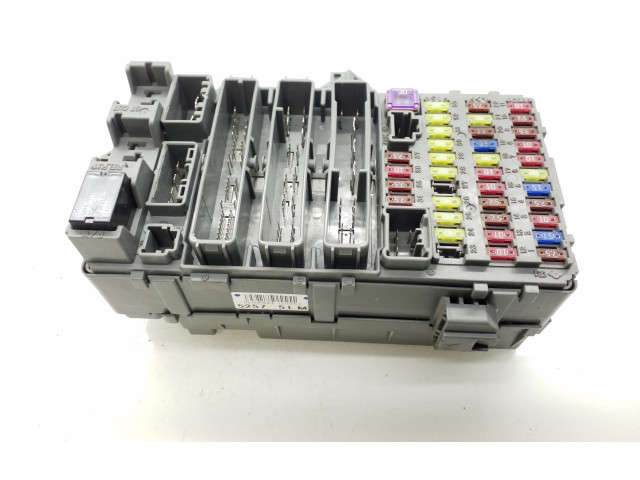 Блок предохранителей 38200SWA Honda CR-V