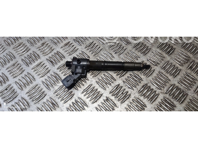 Форсунка 2370010    Volvo V60   