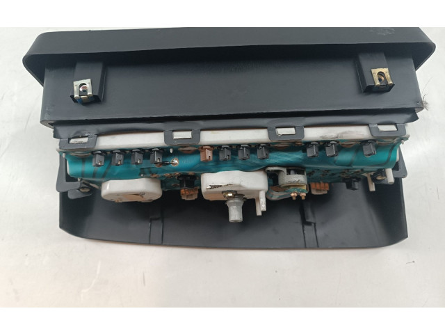 Панель приборов 2759740   Seat Ibiza I (021A)       