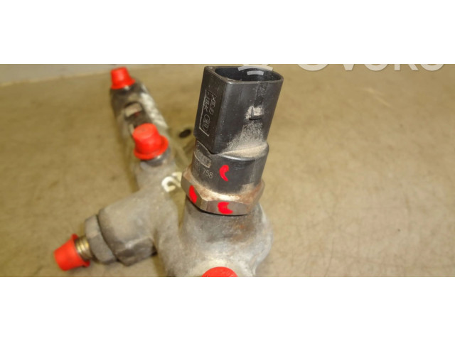 Топливная рампа F00R001650, 059130089D Volkswagen Phaeton для двигателя BMK