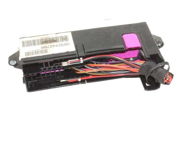 Pojistková skříňka Блок монтирования реле    Volkswagen Tiguan 2008