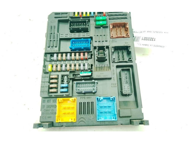 Блок предохранителей 983070768000   Peugeot 2008 II    