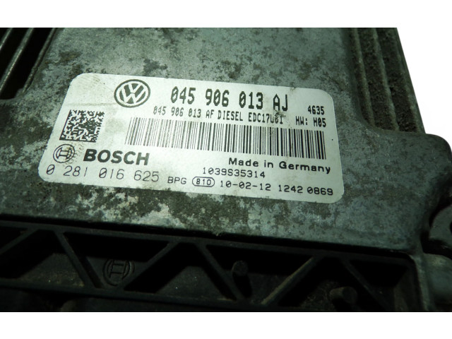 Блок управления двигателя 045906013AJ, 045906013AF   Skoda Fabia Mk2 (5J)