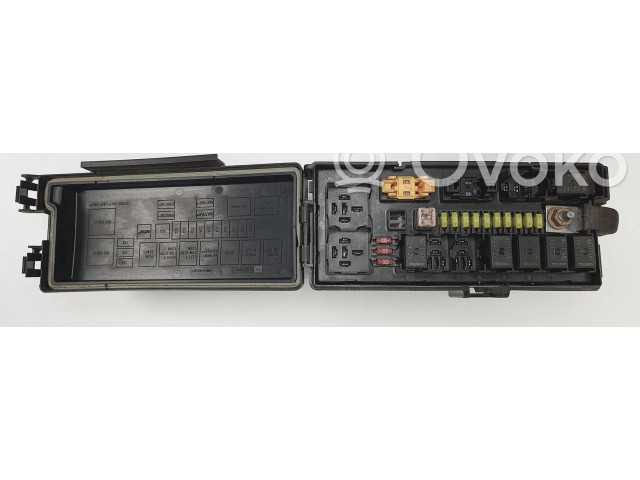 Блок предохранителей 04692087AB Jeep Cherokee