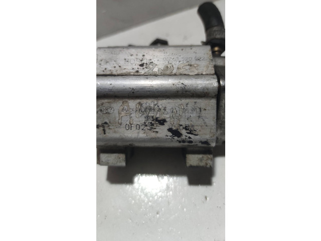 Топливный насос 06D127026H    Audi A4 S4 B6 8E 8H  ALT 