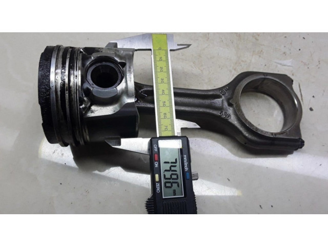  Поршень с шатуном  25L87  Citroen C4 I для дизельного двигателя 1.6