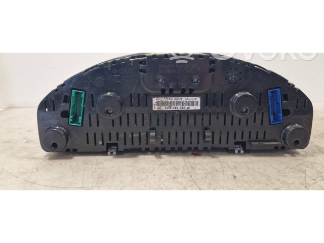 Přístrojová deska Volkswagen Transporter - Caravelle T5 2006 88311346