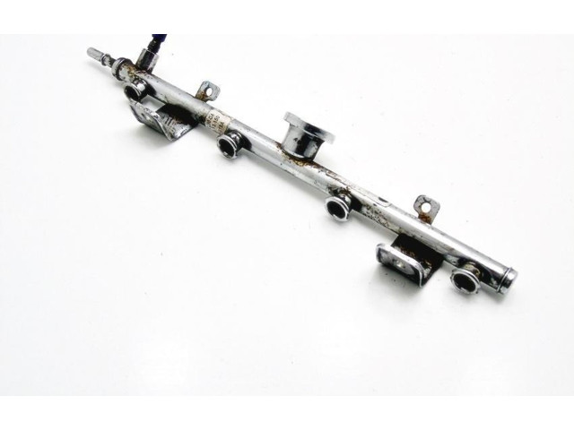 Топливная рампа 1S7G-9D270-DA   Volvo S40  