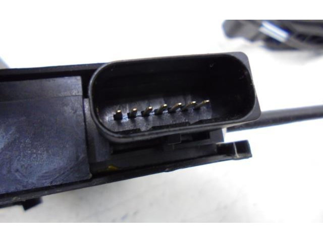 Zámek zadních dveří Peugeot 308 2017