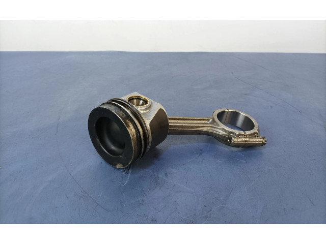  Поршень DFGA   Volkswagen PASSAT B8  