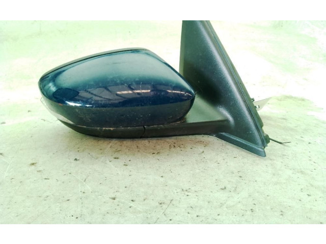 Зеркало электрическое Skoda Fabia Mk3 (NJ) 2015 - 2021 года