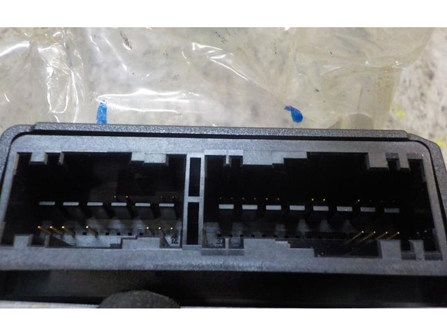 Масляный насос  HM01 9810106480  Citroen C4 Grand Picasso 