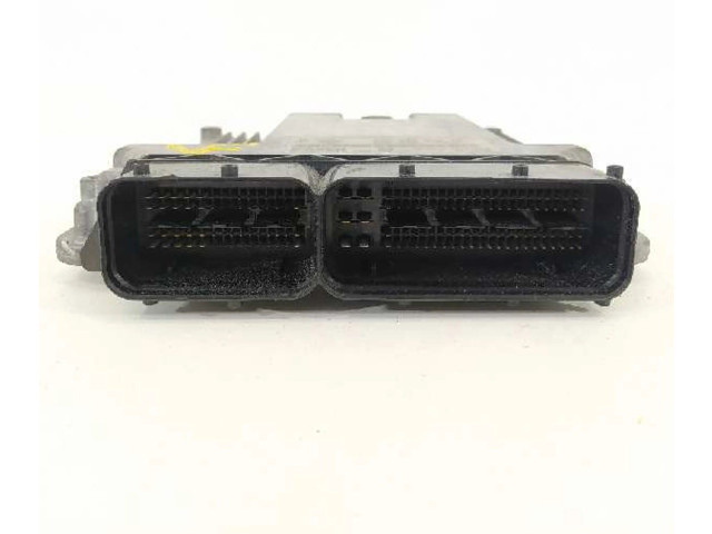 Блок управления двигателя 03G906016CB, 0281011900 Volkswagen Golf SportWagen