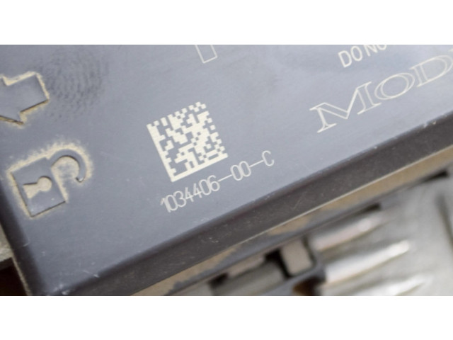 Блок предохранителей 103440600C, 103440500E Tesla Model S