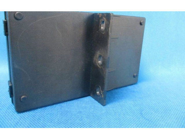 Блок управления Mahindra KUV100