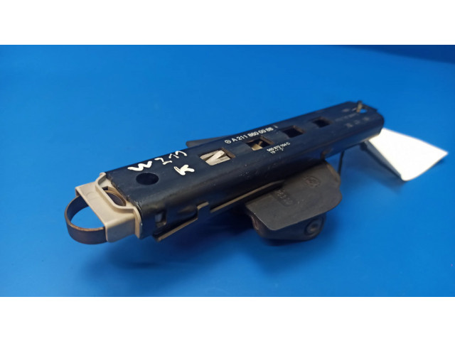 Регулятор высоты ремня безопасности