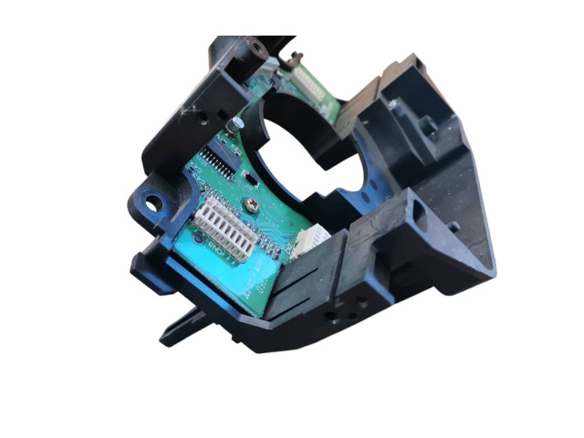 Ручка стеклоочистителей 30658614   Volvo V70