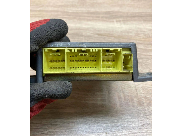 Блок подушек безопасности GG3E57K30, 1J01A   Mazda 626