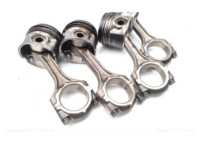 Píst 2AD-FHV Toyota RAV 4 (XA30) 2AD-FHV