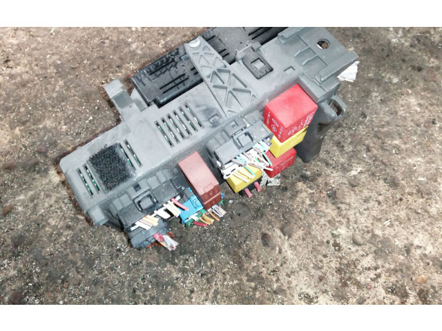 Pojistková skříňka 8200004201E, 518835004 Renault Vel Satis 2004