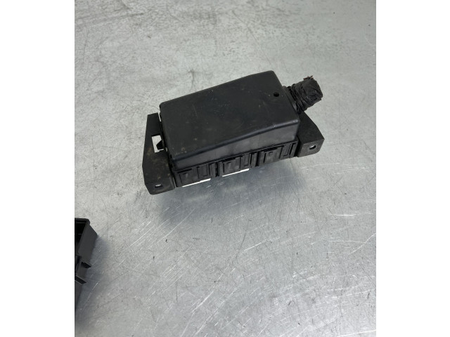 Блок предохранителей Jeep Grand Cherokee