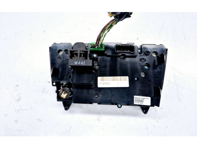 Блок управления климат-контролем 8697140, 04W47E01   Volvo V70