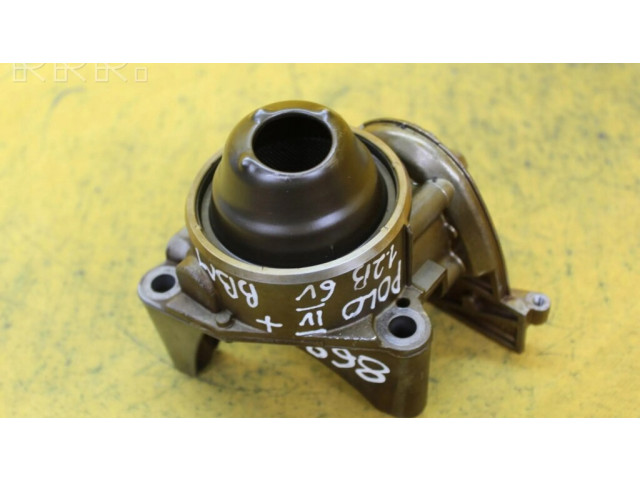 Масляный насос   03D115105G  Volkswagen Polo IV 9N3 1.2