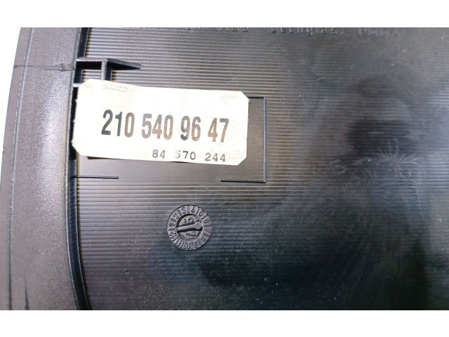 Панель приборов    Mercedes-Benz E W210       