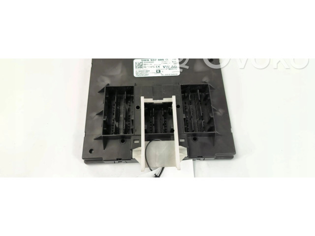 Блок комфорта 5WA937086Q   Skoda Octavia Mk4   
