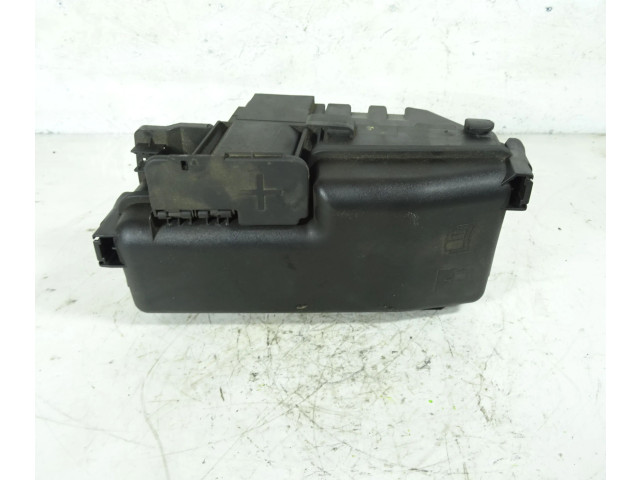 Блок предохранителей 30797010, 30797010 Volvo S60