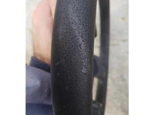 Volant Volkswagen Caddy 2011