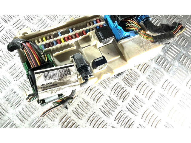 Блок предохранителей 31268178, 31268178 Volvo C30